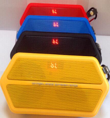 Portable bluetooth speaker