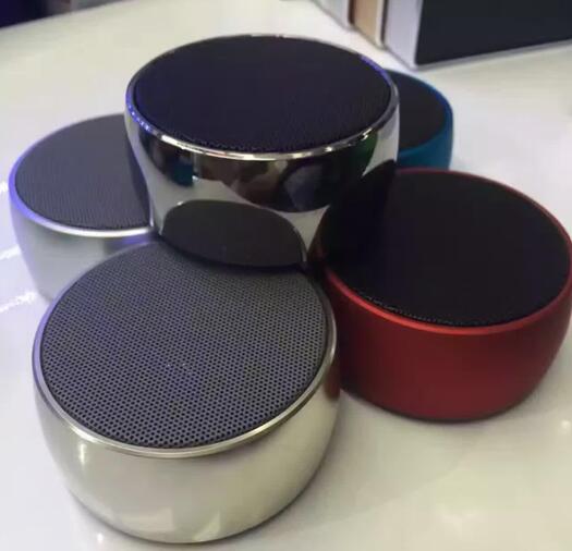 Metal bluetooth speaker
